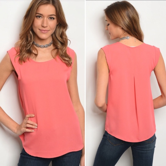 Tops - ❗️Last 3! S-L Coral sleeveless top